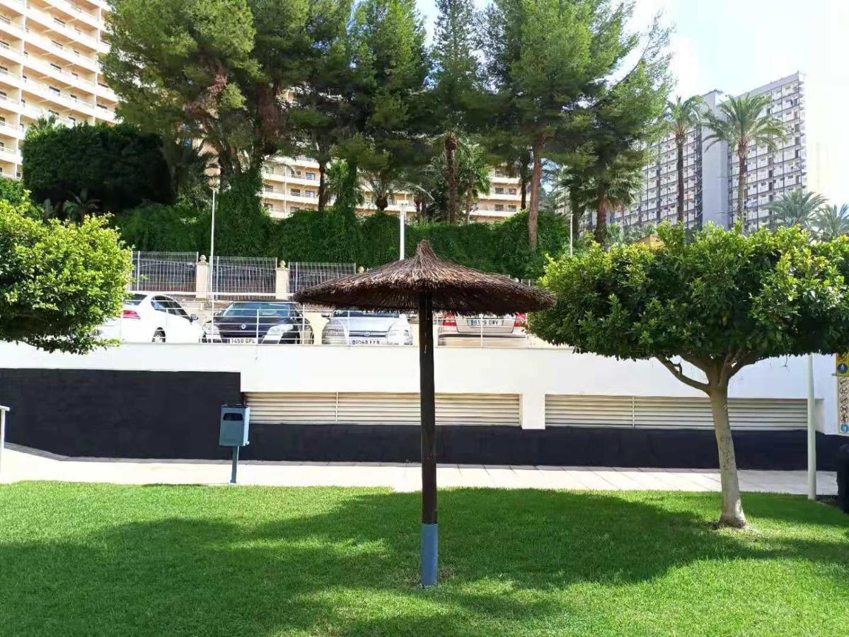 Holiday Apartment Torres Montecarlo Бенидорм Экстерьер фото